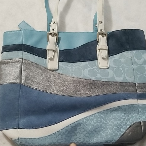 Vintage Wave Patchwork Tote - Picture 2 of 12